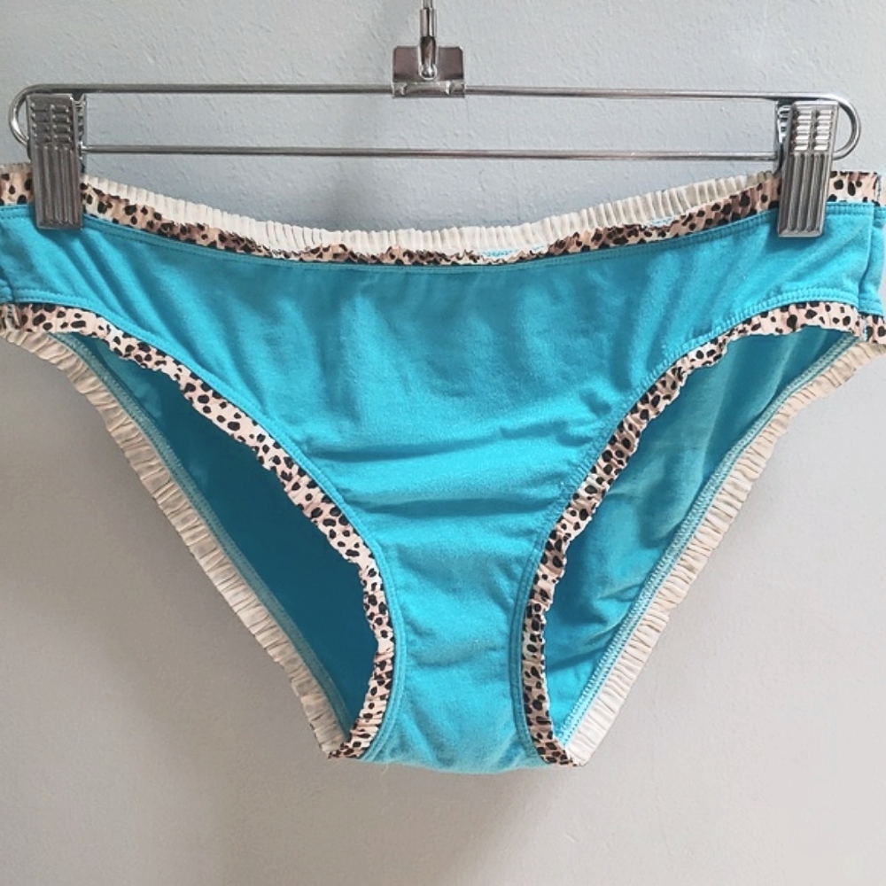 New Victoria's Secret Vintage bikini panty Size L
